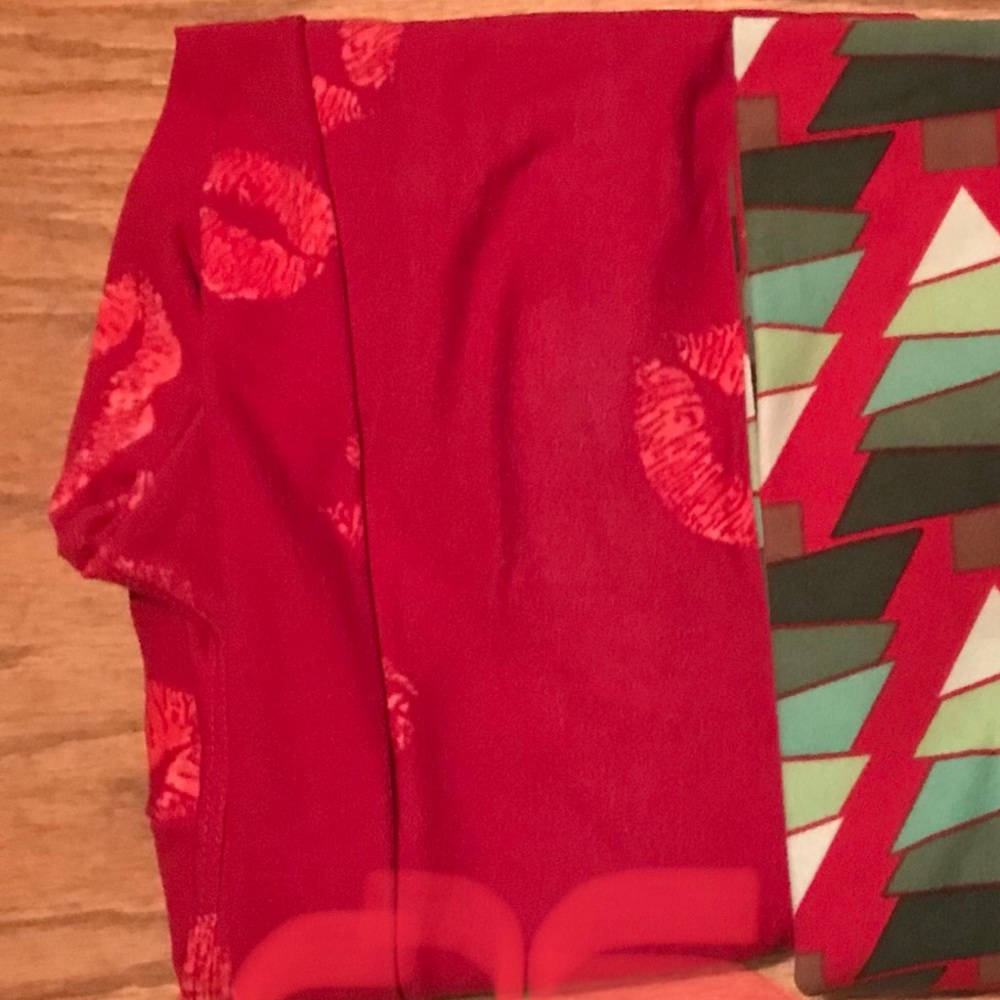 LuLaRoe Valentines OS Leggings